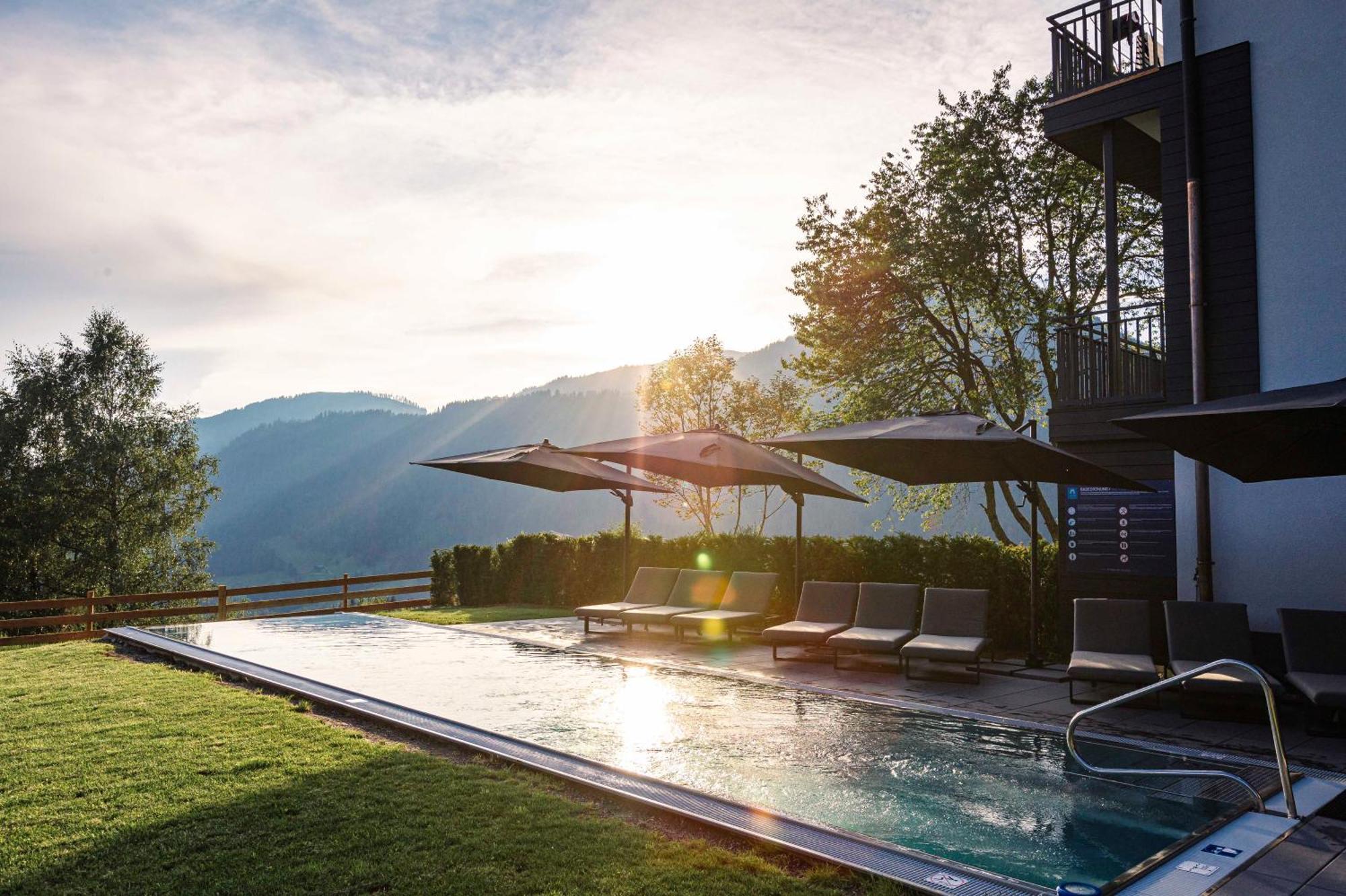 Hideaway Dachstein West By Alps Resorts ซังต์ มาร์ติน อัม เทนเนนเกอเบียร์เกอ ภายนอก รูปภาพ